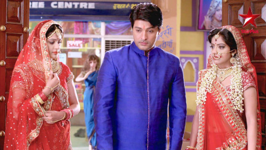 Watch Diya Aur Baati Hum Season 24 Full Episodes on Hotstar