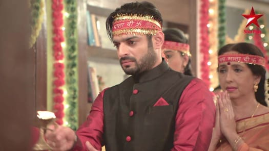 Watch Yeh Hai Mohabbatein Season 21 Full Episodes on Hotstar