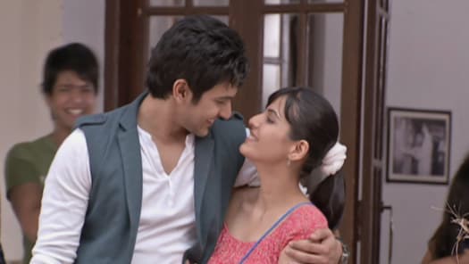 Watch Suvreen Guggal Season 6 Full Episodes on Disney Hotstar