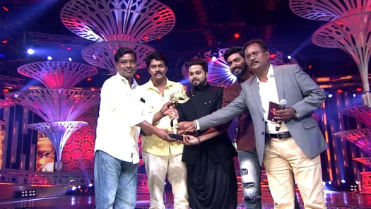 Vijay Television Awards Full Episode Watch Vijay Television Awards Tv Show Online On Hotstar Us 10th annual covenant house awards gala arrivals june 5, 2009. vijay television awards full episode
