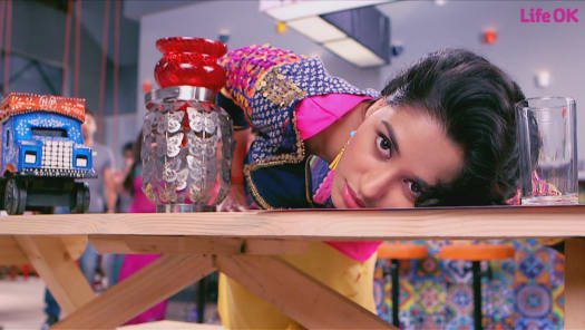 Dream girl shop disney+ hotstar
