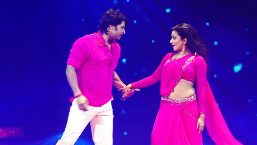 Watch Nach Baliye Season 8 Full Episodes On Disney Hotstar Nach baliye 8 premiered on 2 april 2017 on star plus.