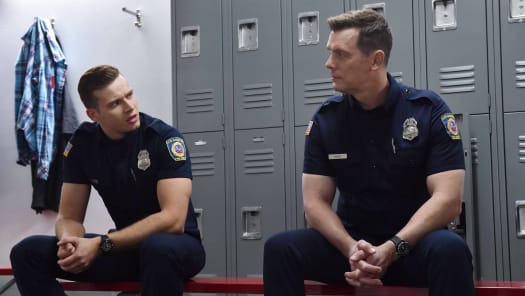 Watch 911 discount season 1 free