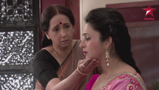 Watch Yeh Hai Mohabbatein Season 14 Full Episodes On Disney Hotstar Television queen ekta kapoor of balaji telefilms is launching her first show on the channel since the 2010 hit series tere liye, thus ending the long dispute. watch yeh hai mohabbatein season 14