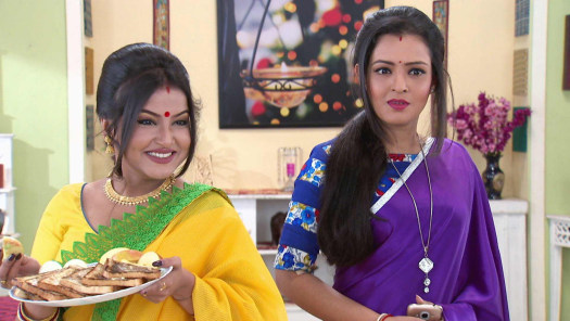 Watch Ke Apon Ke Por Season 6 Full Episodes on Hotstar