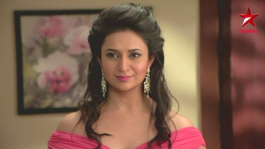 Watch Yeh Hai Mohabbatein Season 18 Full Episodes on Disney Hotstar
