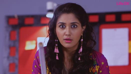 Watch Dream Girl All Latest Episodes on Hotstar