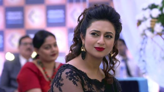 Watch Yeh Hai Mohabbatein Season 41 Full Episodes on Disney Hotstar