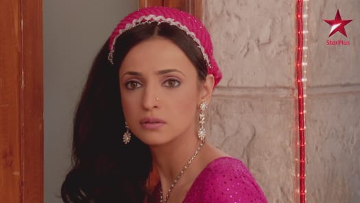 Watch Iss Pyar Ko Kya Naam Doon Season 5 Full Episodes On Disney Hotstar Arnav weds khushi finally in iss pyaar ko kya naam doon 28th september 2012.