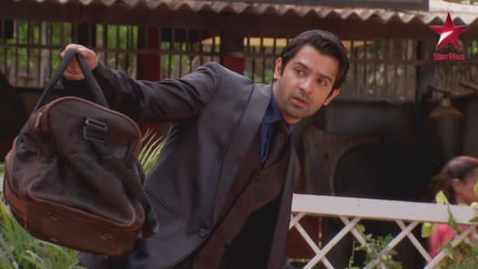 Iss pyaar ko kya naam doon episode 1 hotstar hot sale