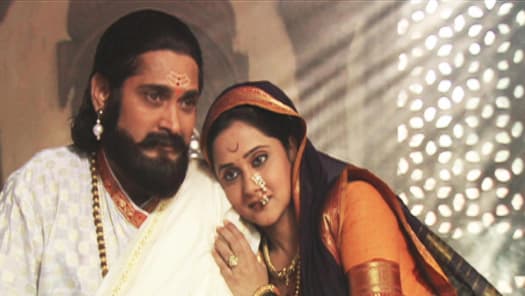 Jijabai Comforts Shahaji