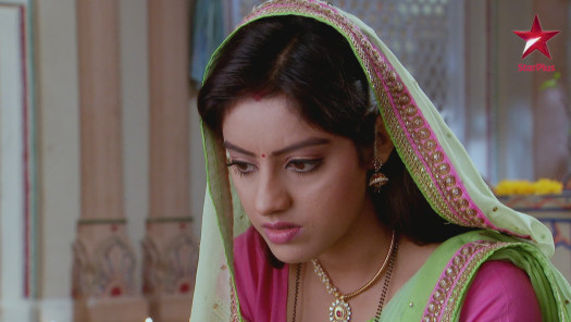 Diya aur baati hum episode on hotstar sale