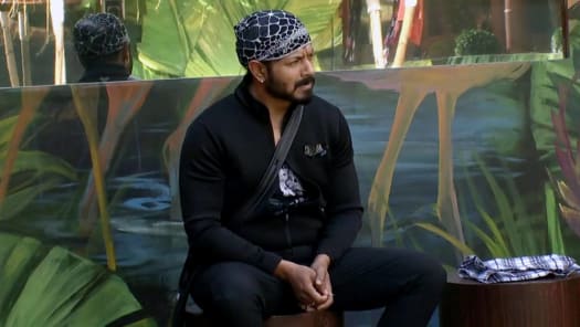 Bigg Boss Telugu Season 4 Latest Episodes Promos Live Online On Disney Hotstar Bigg boss telugu is the biggest reality show which was originally based on the dutch big brother show. bigg boss telugu season 4 latest