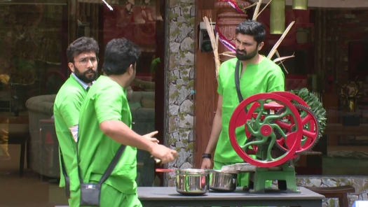 Bigg Boss Telugu Season 4 Latest Episodes Promos Live Online On Disney Hotstar This voting method was not there earlier and was recently introduced by the bigg boss management. bigg boss telugu season 4 latest