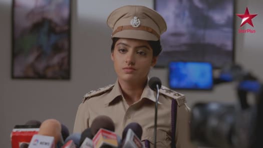 Watch Diya Aur Baati Hum Season 28 Full Episodes on Hotstar