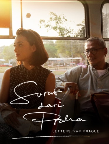 Ada Apa Dengan Cinta 2 full movie. Drama film di Disney+ Hotstar.