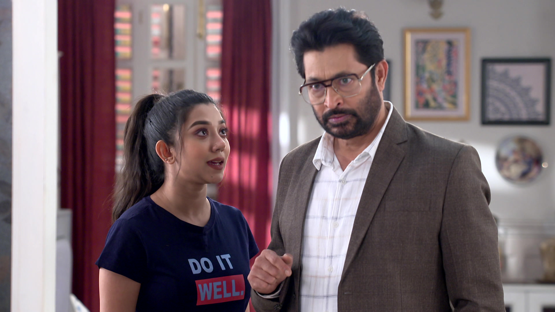 Watch Compass S1 Episode 102 on JioHotstar