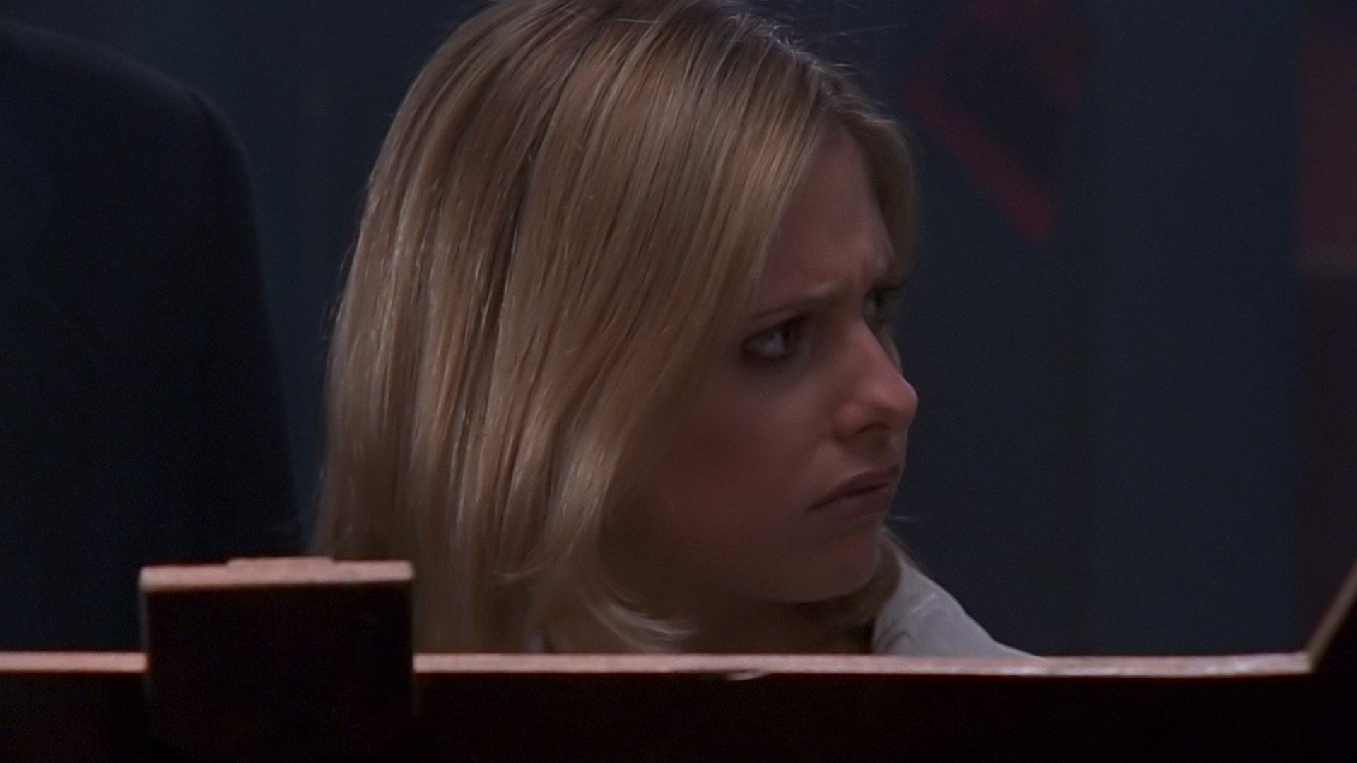 Nonton Surprise Season 2 Episode 13 Surprise Di Disney Hotstar