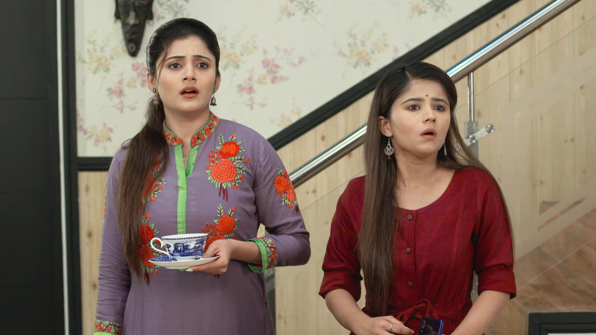 Watch Mohor S1 Episode 510 on JioHotstar