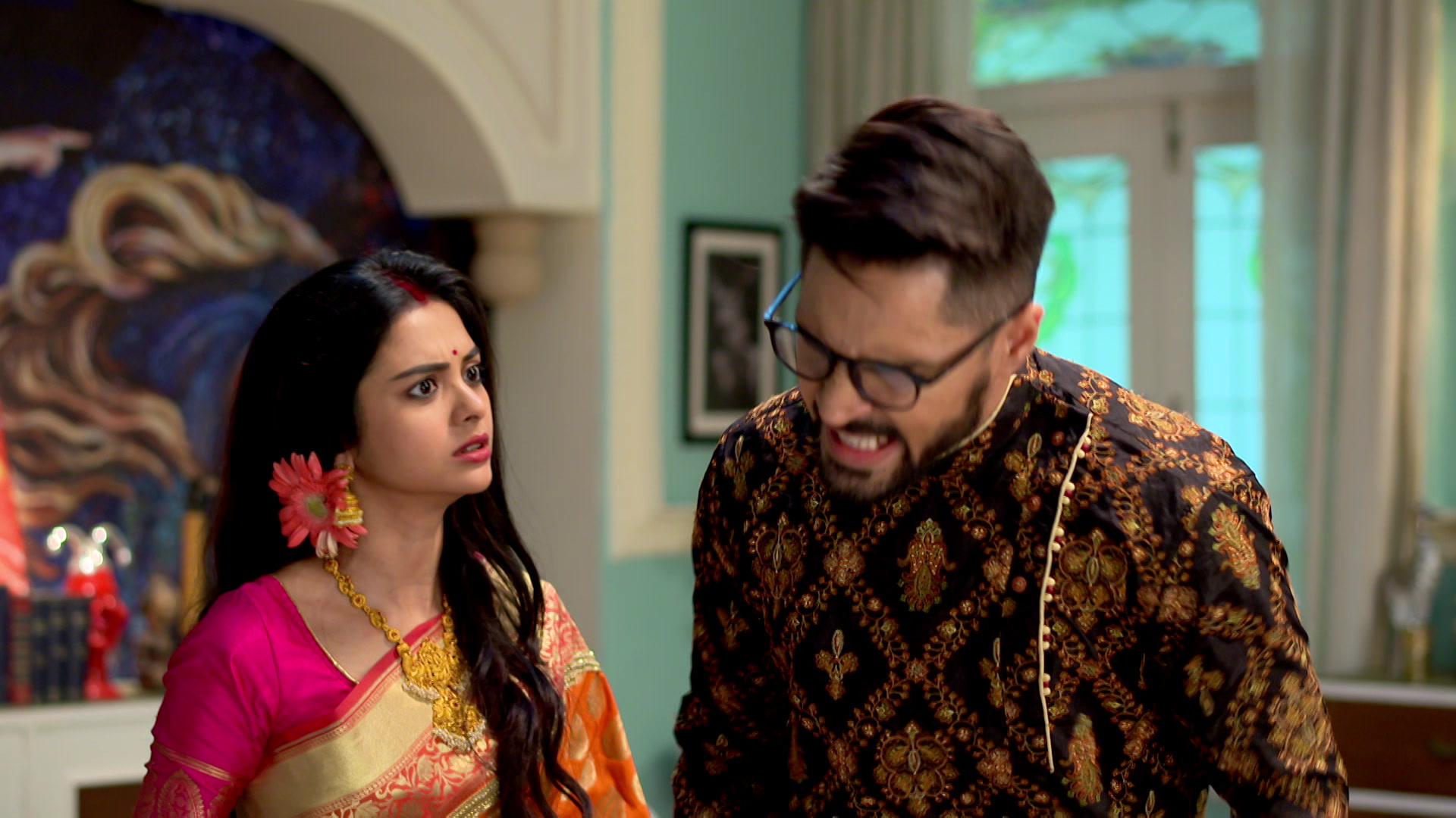 Watch Gaatchora S1 Episode 105 on JioHotstar
