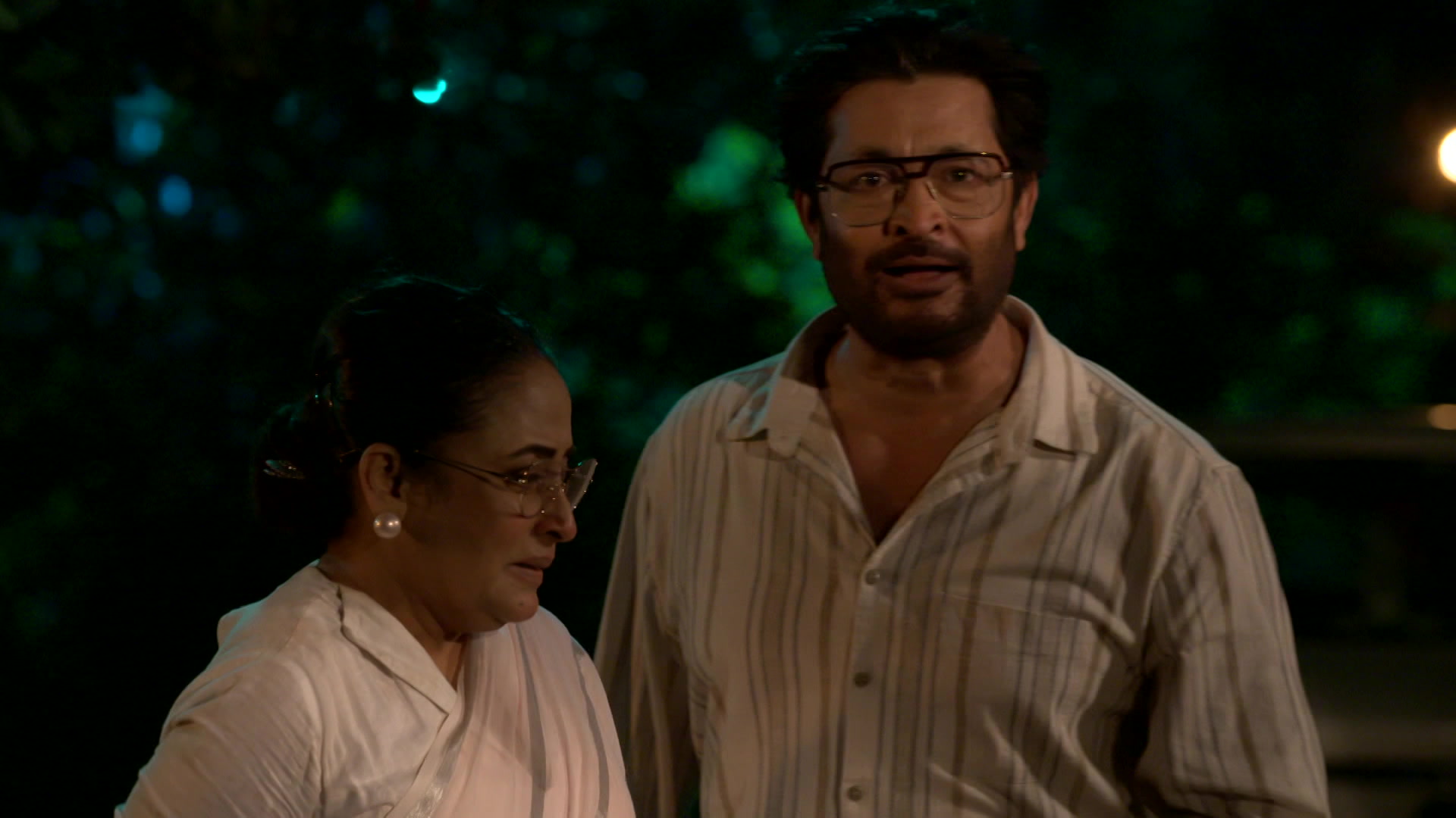 Watch Compass S1 Episode 235 on JioHotstar