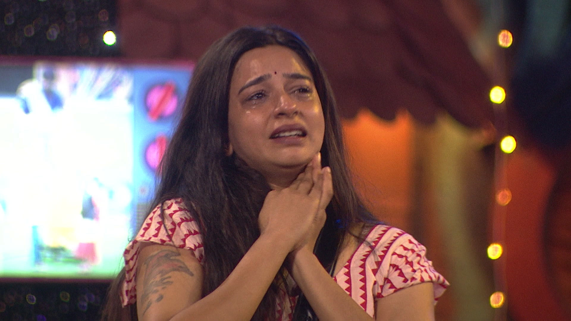 Divya Thanks BB for His Support - JioHotstar