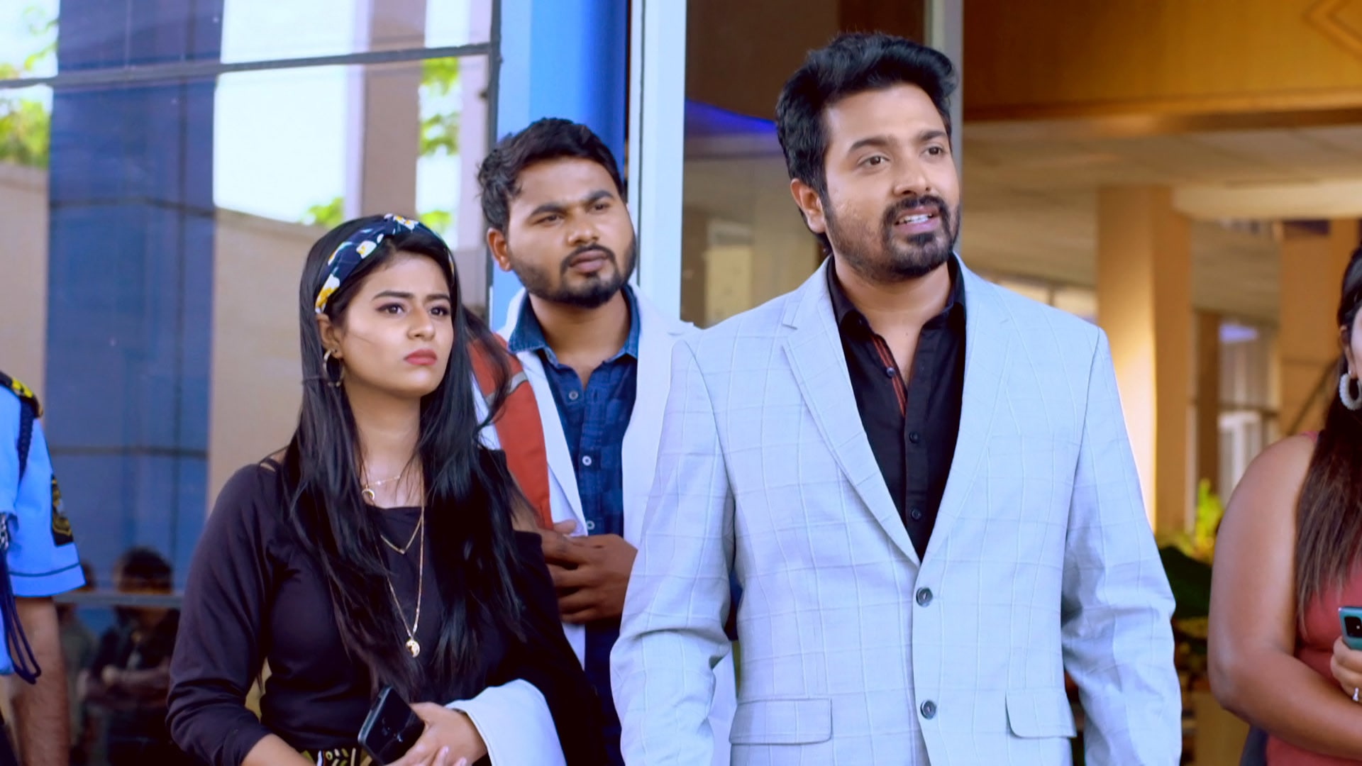 Watch Sarasu Episode 117 on JioHotstar