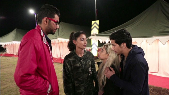 Tarun pitches for Simran - JioHotstar