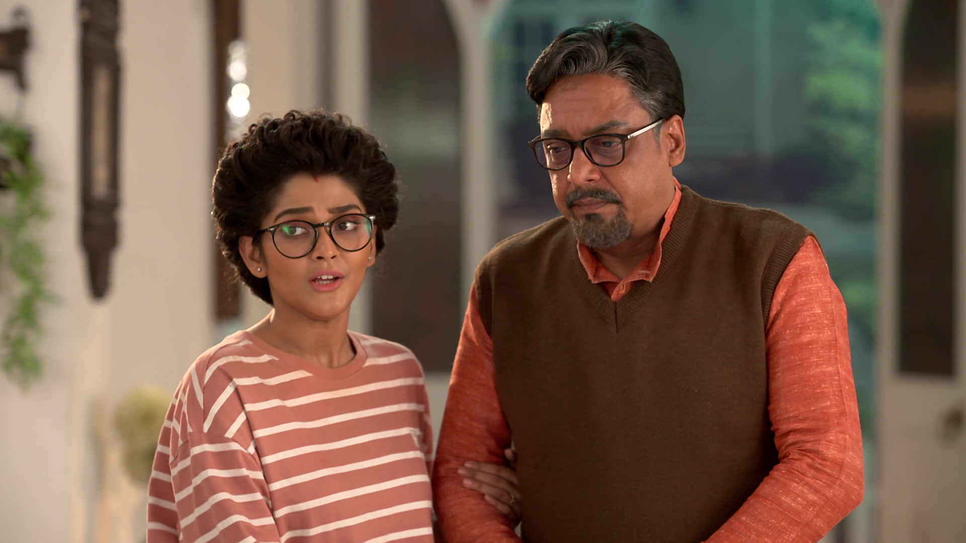 Watch Compass S1 Episode 148 on JioHotstar
