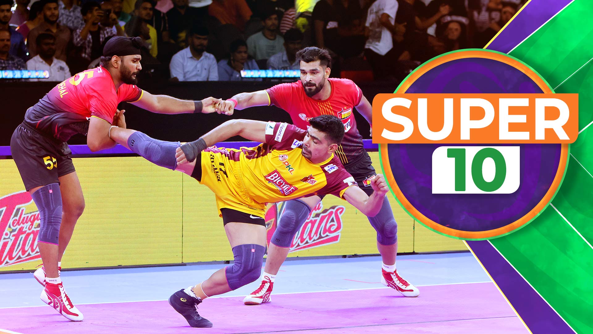 Hi-flyer Pawan's Super 10 Lifts Titans