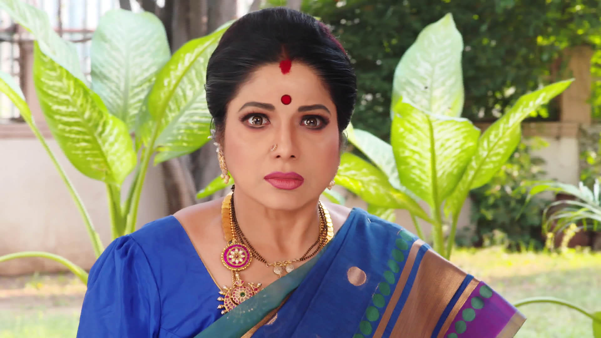 Watch Savitri Blames Nageshwar Rao Online