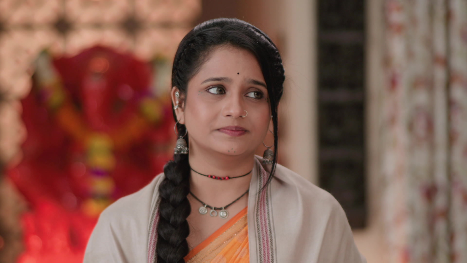 Watch Kunya Rajachi Ga Tu Rani S1 Episode 176 on JioHotstar