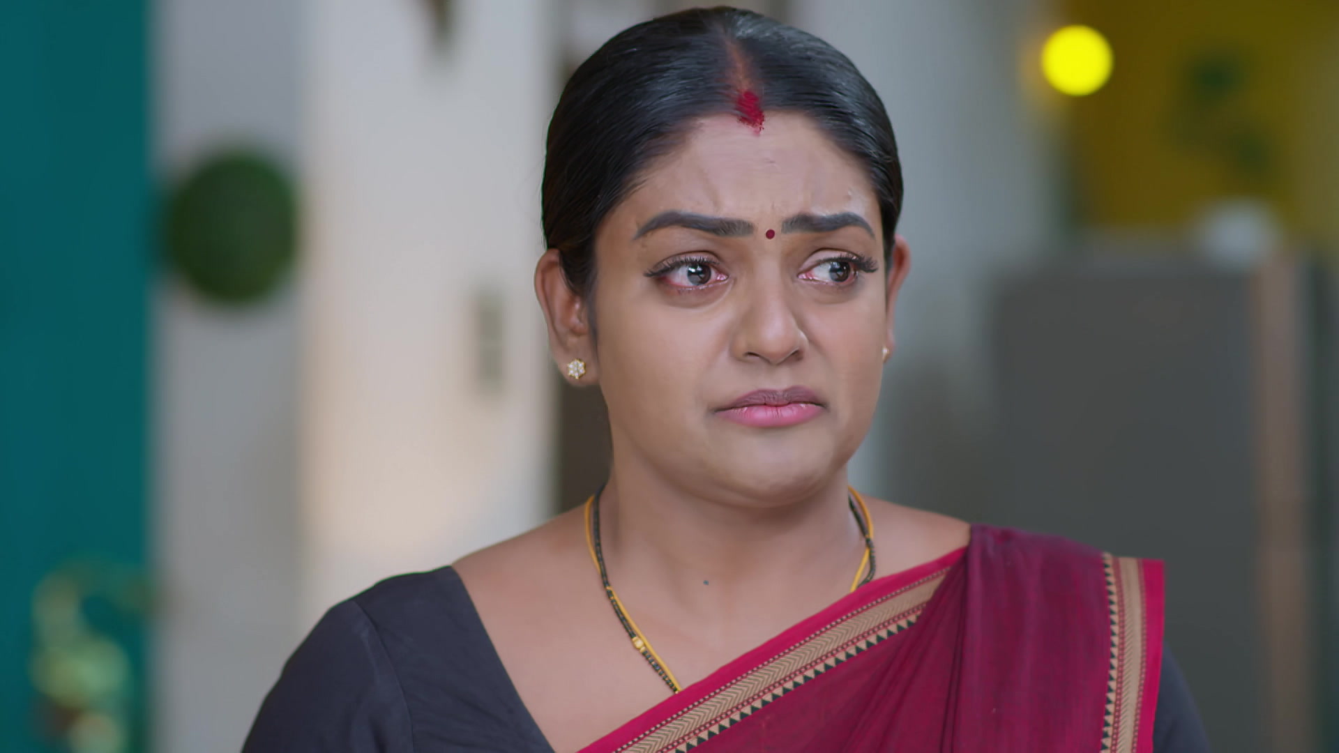 Watch Karthika Deepam - Idi Nava Vasantham Episode 30 on Disney+ Hotstar