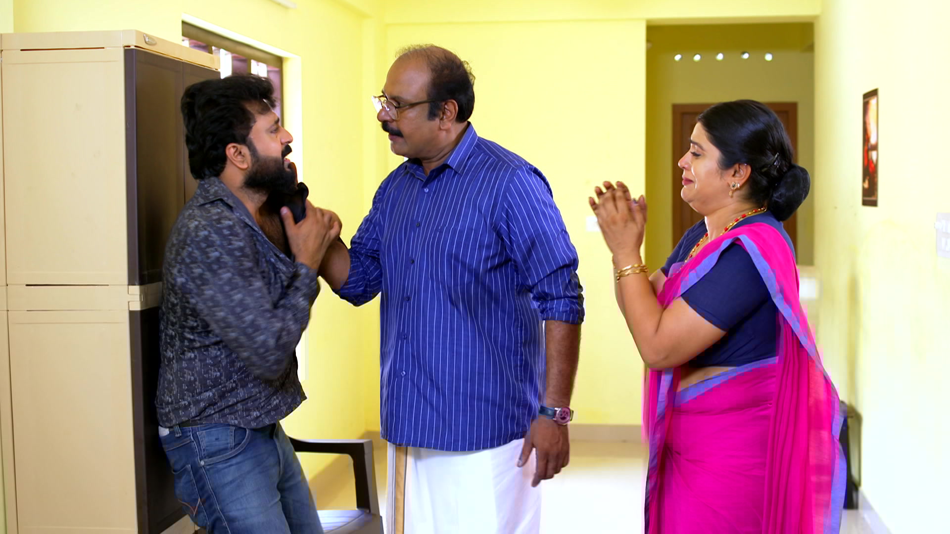 Watch Chempaneer Poovu Episode 79 on JioHotstar