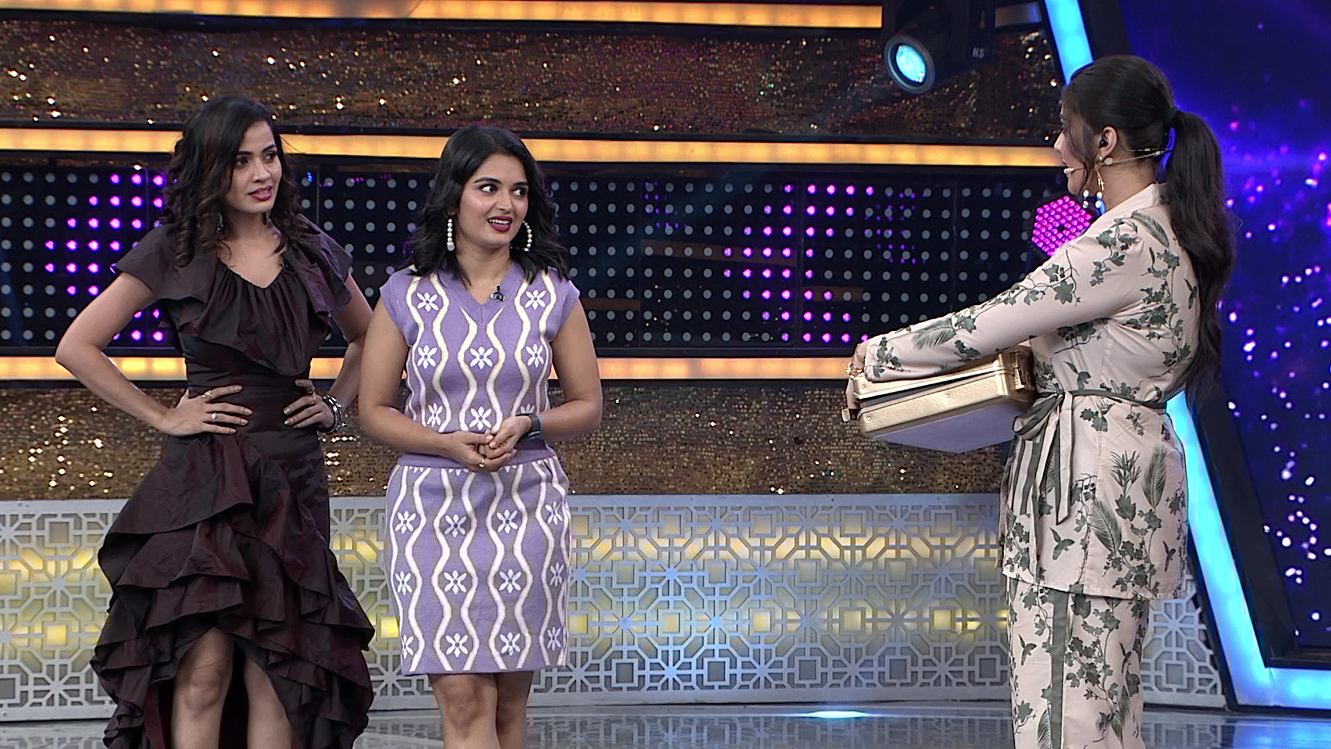 Stream TV Stars vs Digital Stars Season 5 Episode 3 TV Stars vs