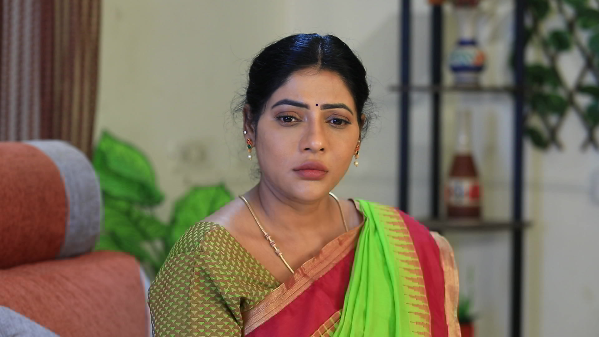 stream-radhika-s-sad-plight-season-1-episode-1284-radhika-s-sad