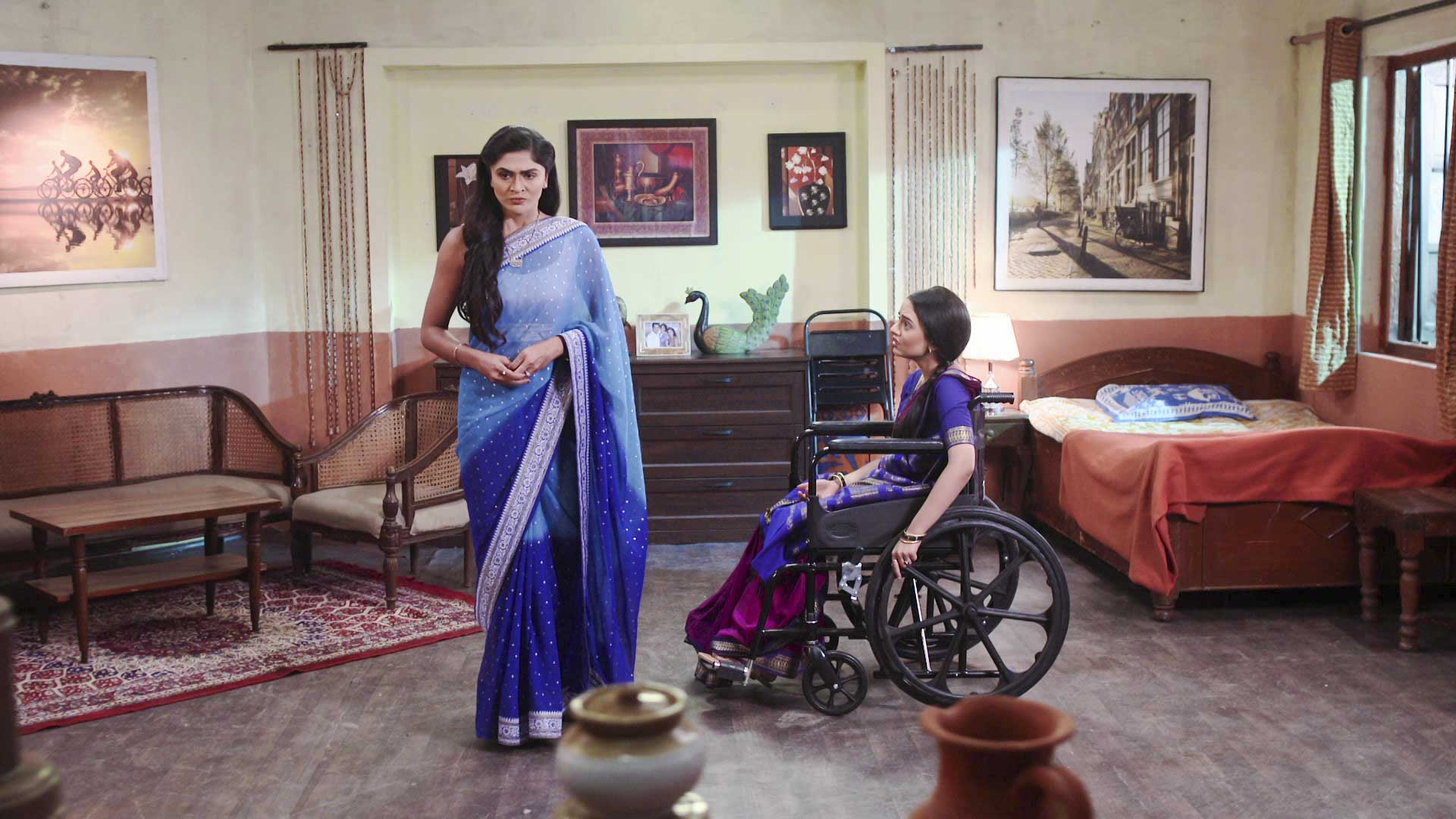 Watch Aboli S1 Episode 260 on JioHotstar