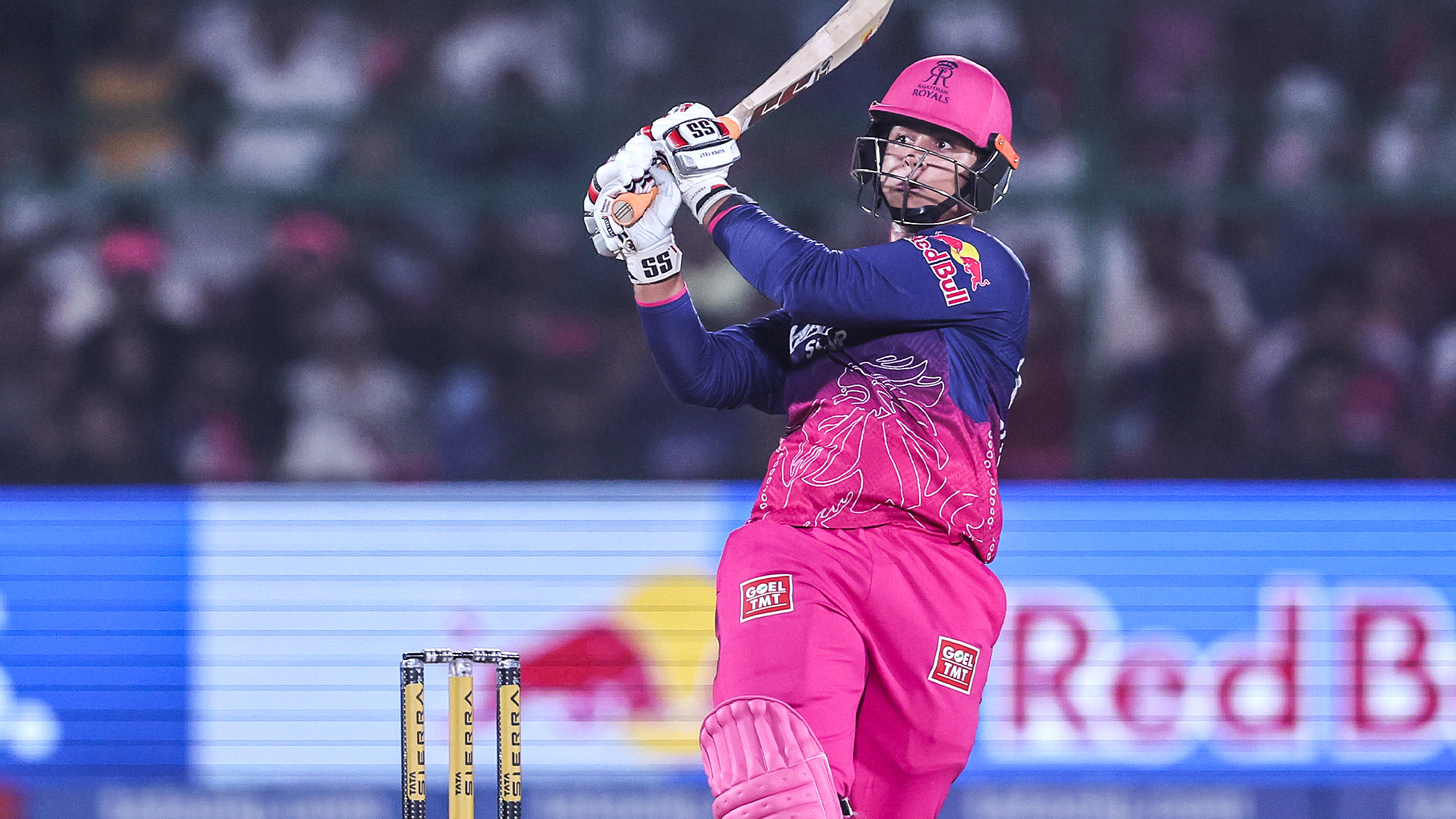 184/3! Sooryavanshi Leads RR vs SRH