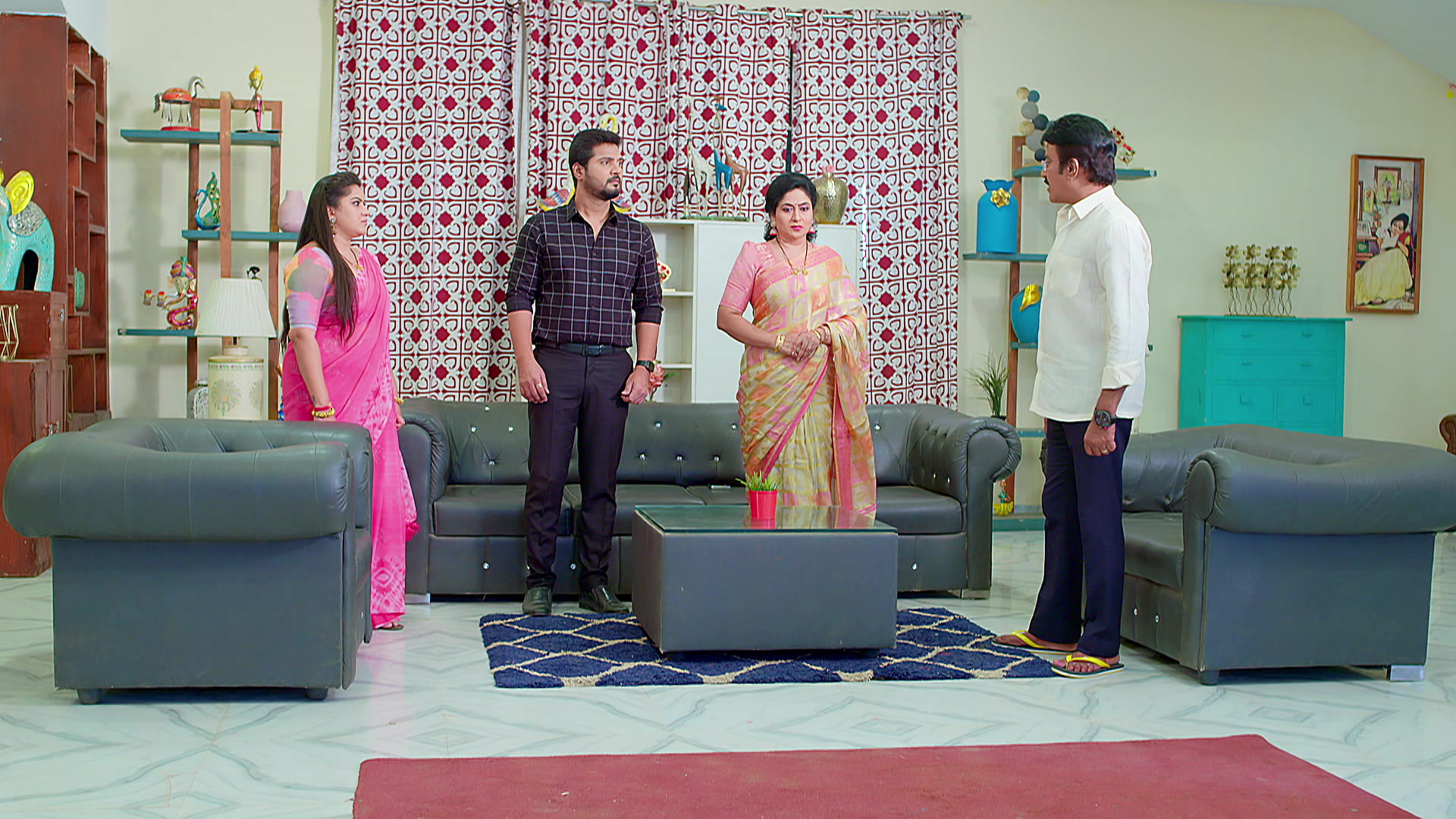 Watch Guppedantha Manasu S1 Episode 912 on JioHotstar