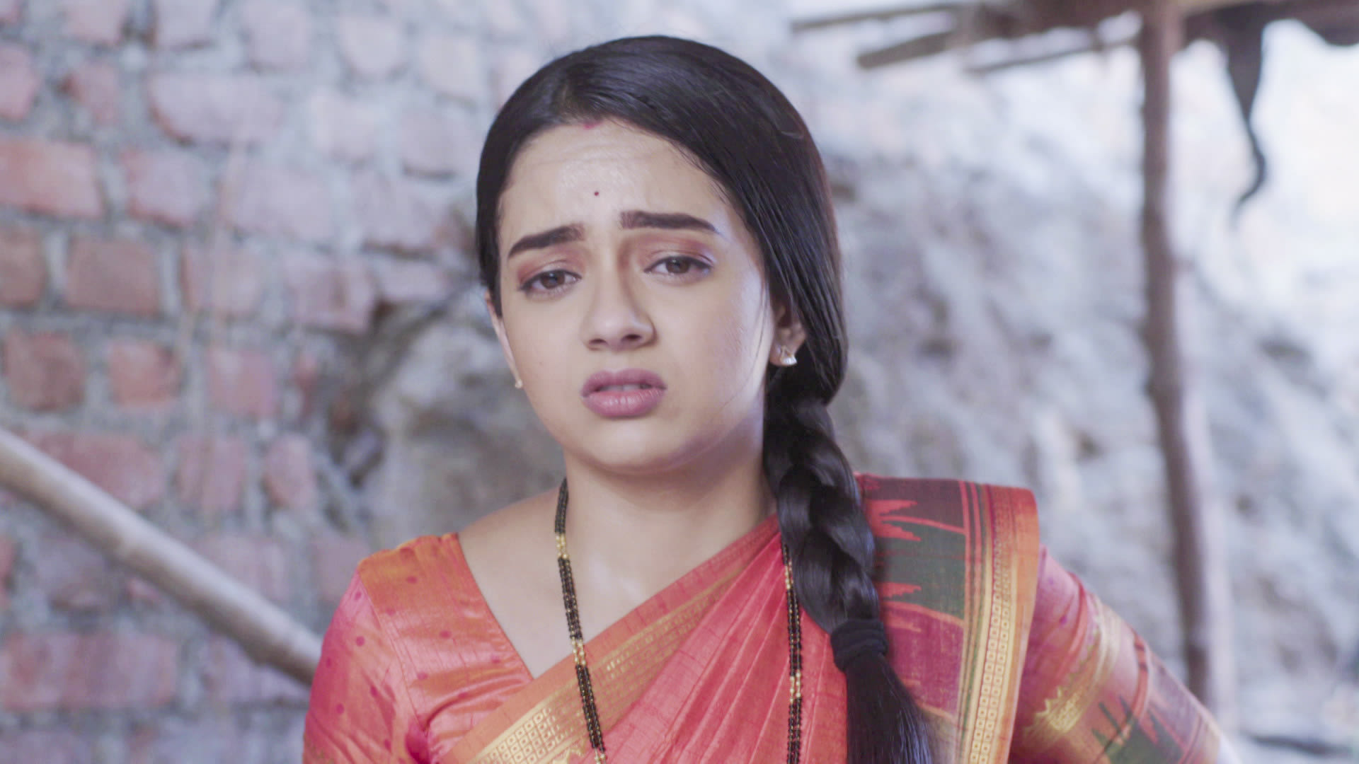Watch Aboli Episode 200 on JioHotstar