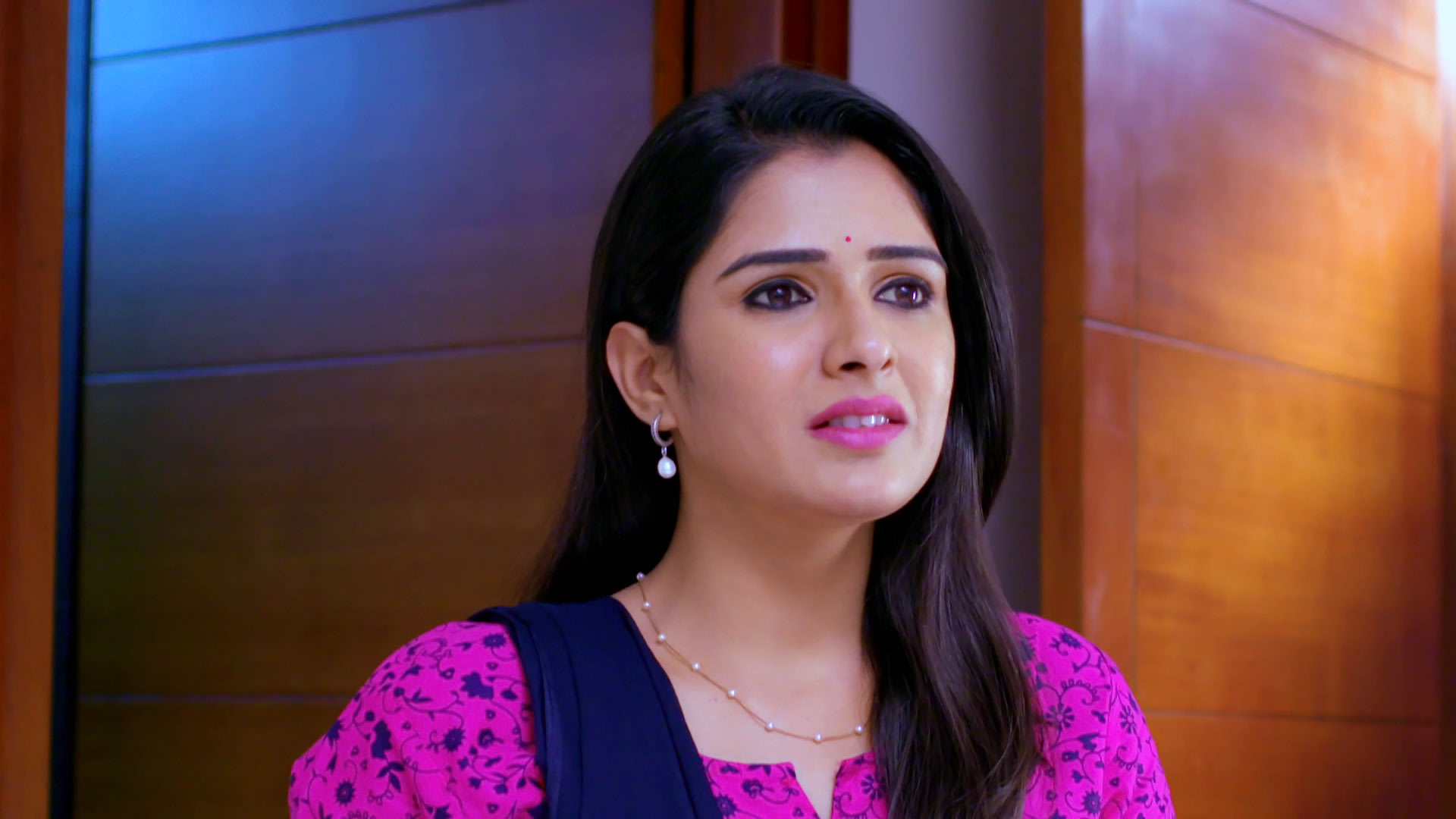 Watch Sarasu S1 Episode 98 on JioHotstar