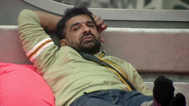 Eijaz reminisces his first week - JioHotstar