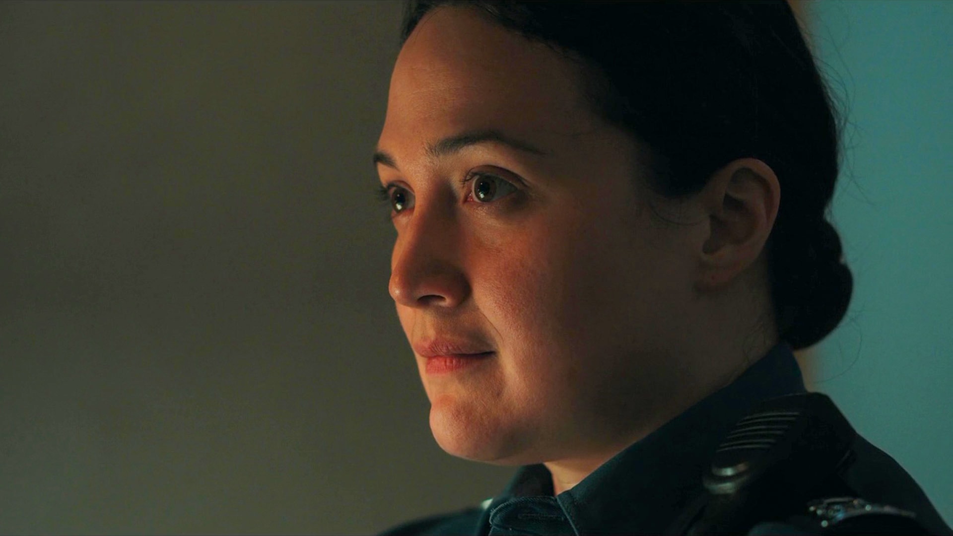 Watch Under the Bridge S1 Episode 2 on JioHotstar