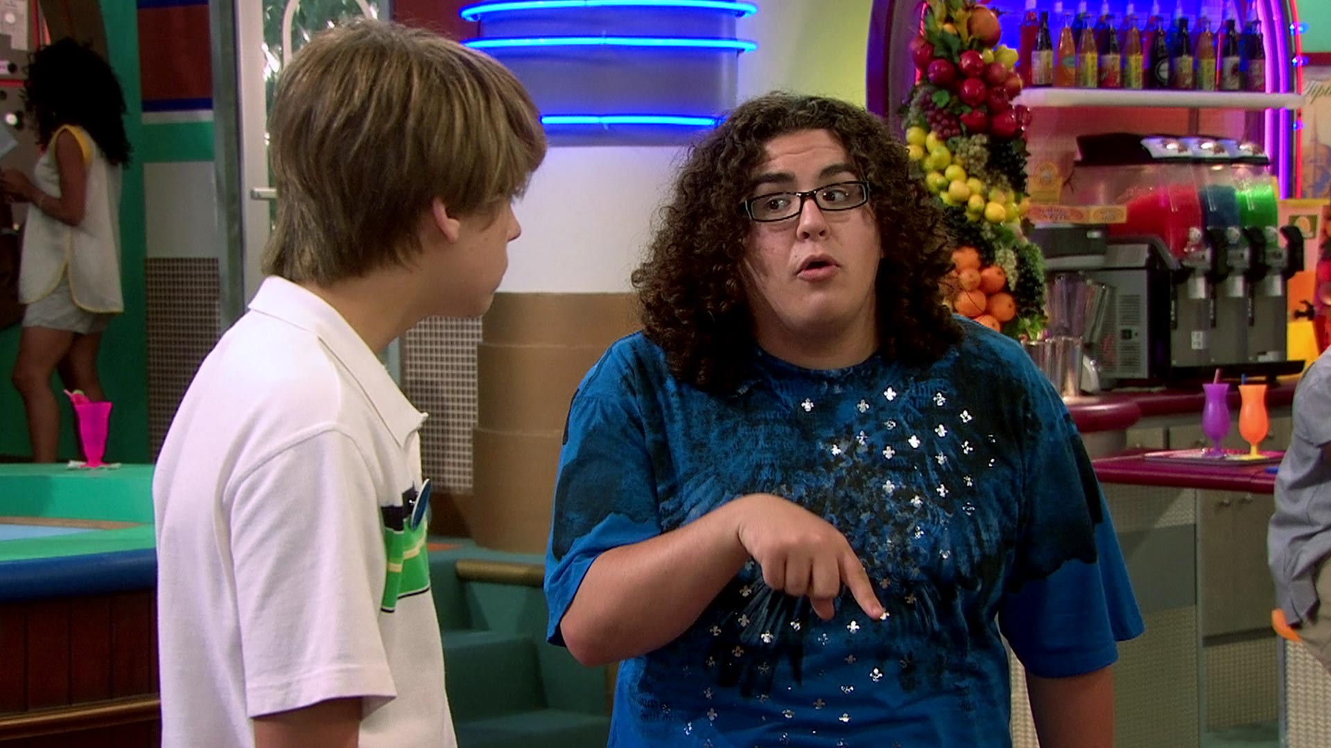 Watch The Suite Life On Deck S3 Episode 13 on JioHotstar