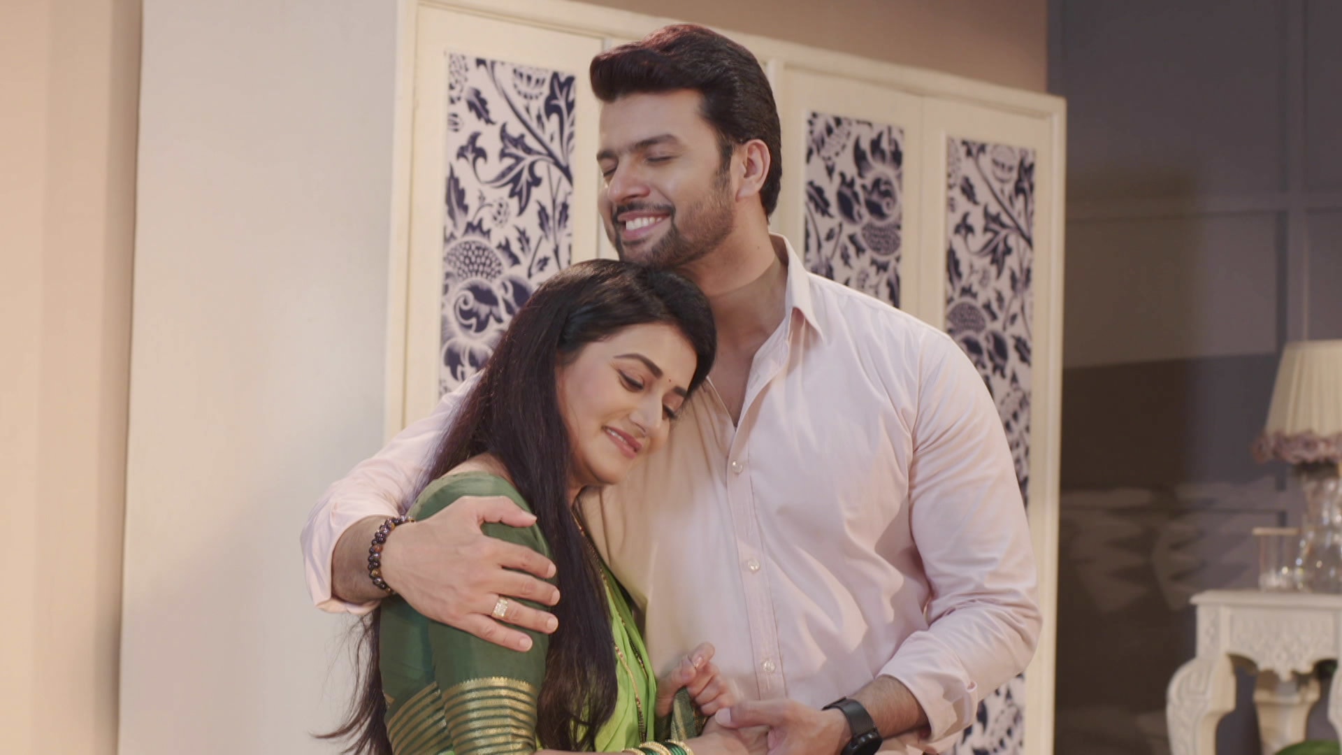 Watch Tharala Tar Mag Episode 720 on JioHotstar