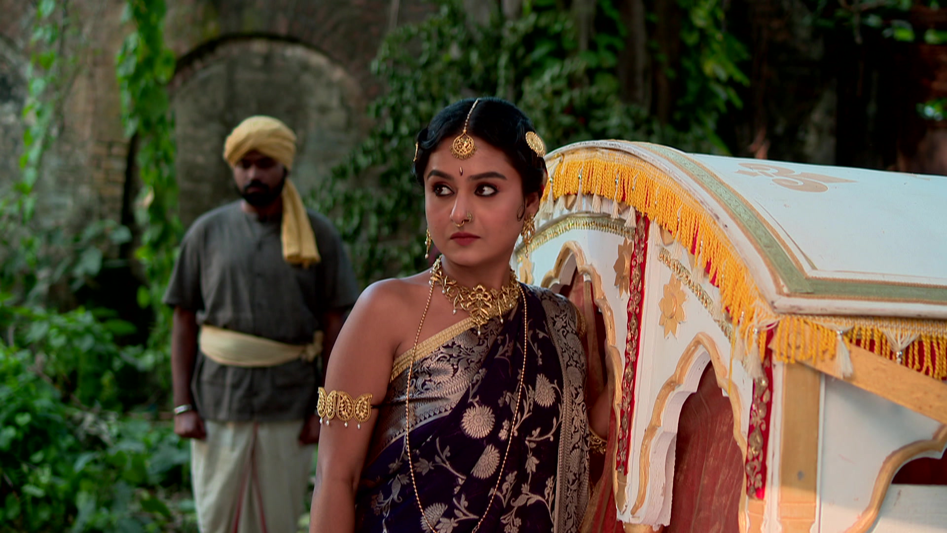 Watch Rajrajeshwari Rani Bhabani S1 Episode 165 on JioHotstar