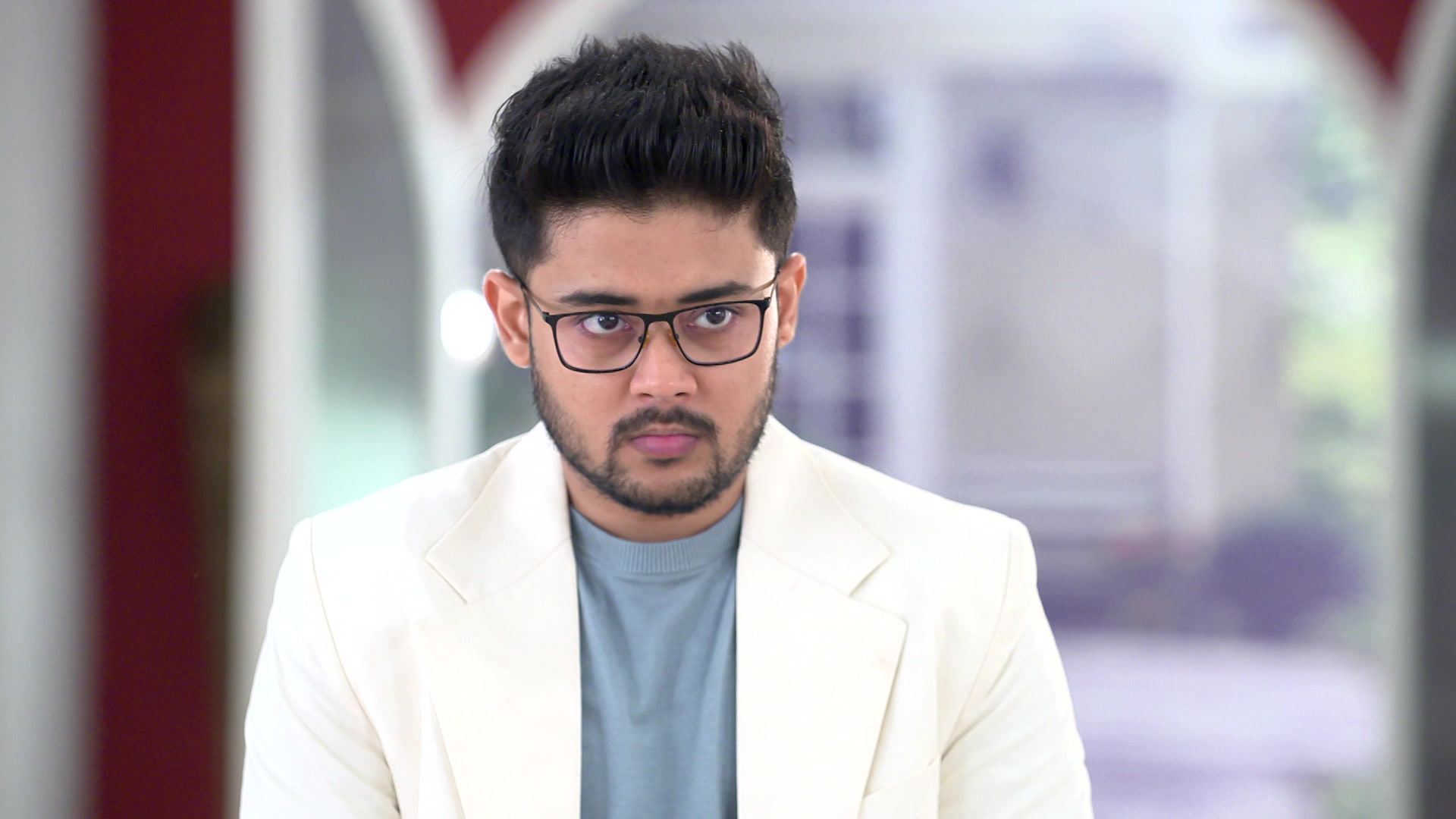 Watch Compass S1 Episode 116 on JioHotstar