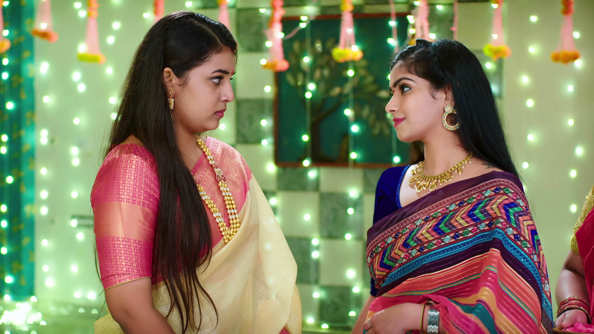 Watch Intiki Deepam Illalu S1 Episode 474 on JioHotstar
