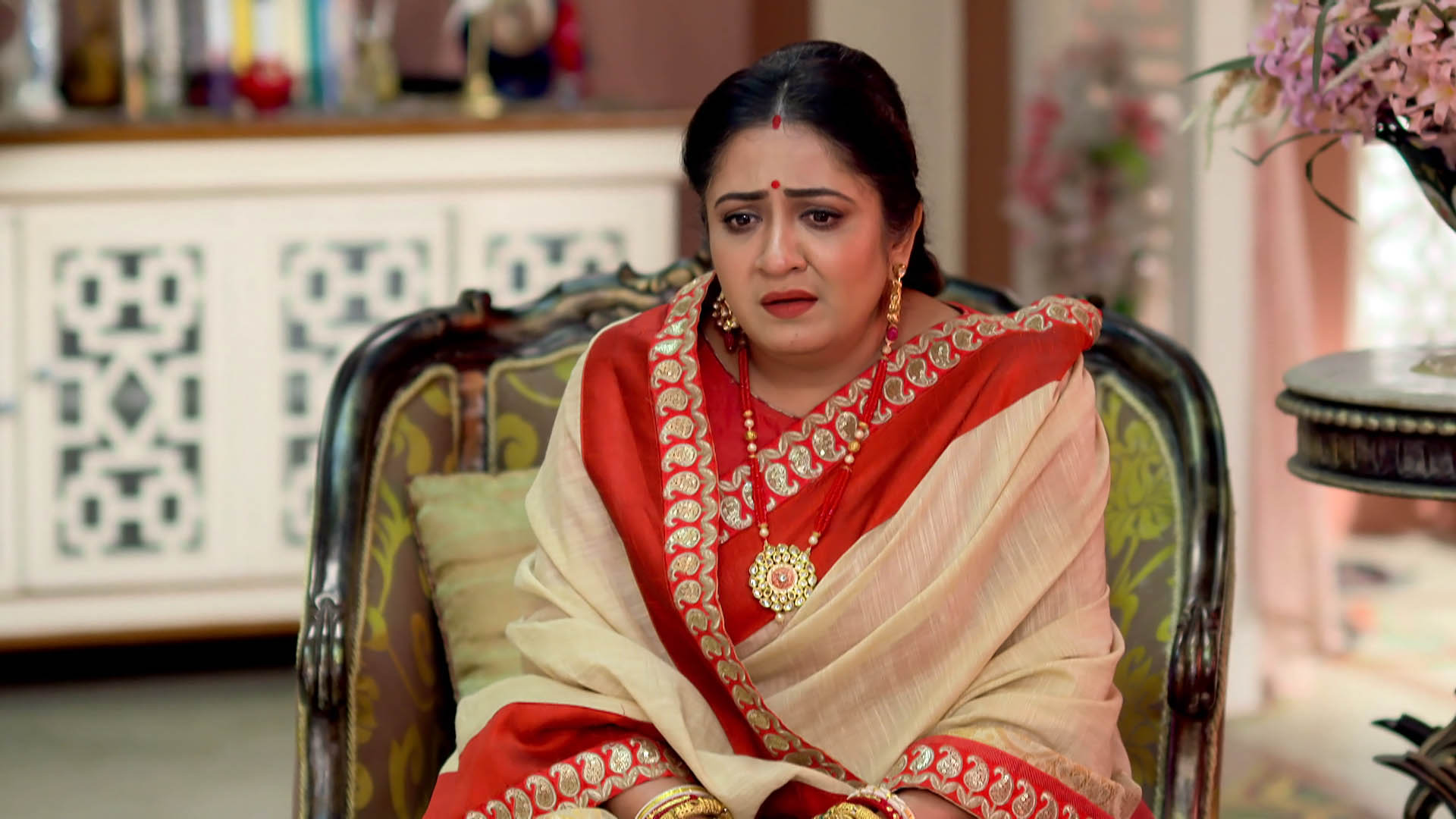 Watch Gaatchora S1 Episode 270 on JioHotstar
