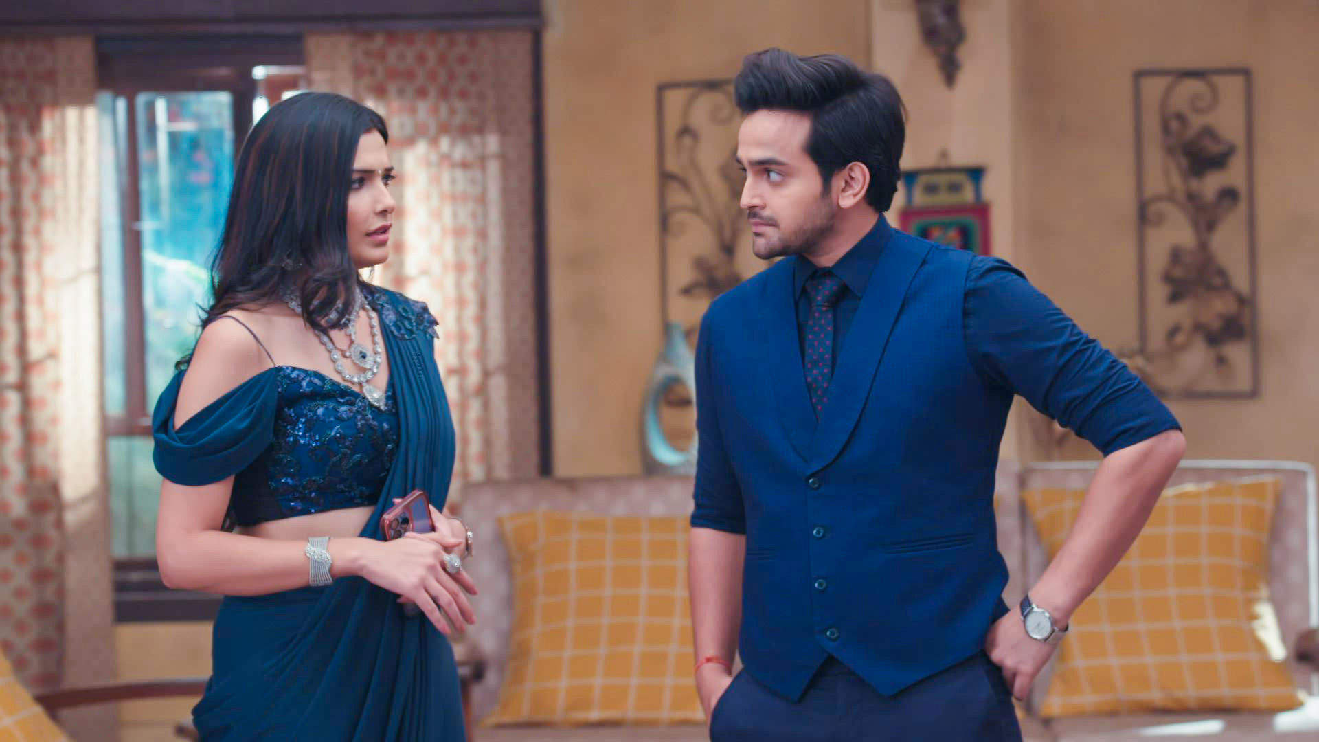 Arjun Confronts Mahima